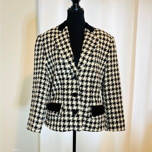 Stylish Houndstooth Women's Wool Blazer